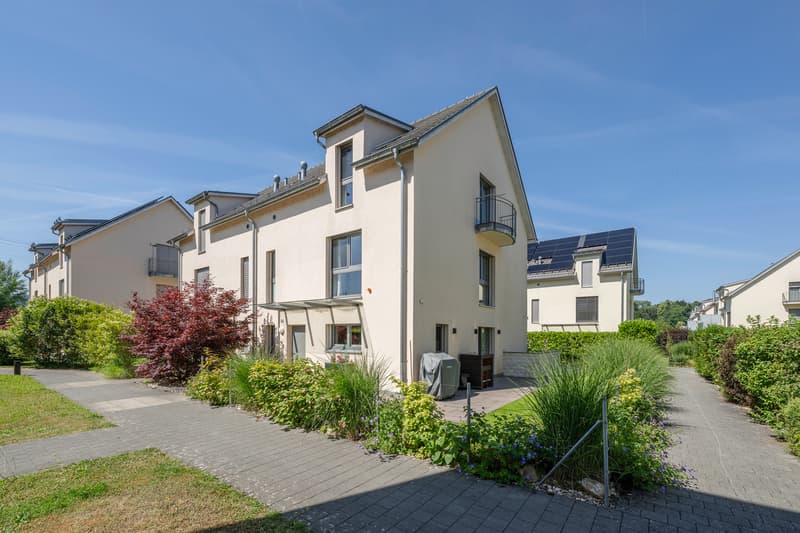 Doppeleinfamilienhaus mit privatem Garten in grüner Umgebung (12)