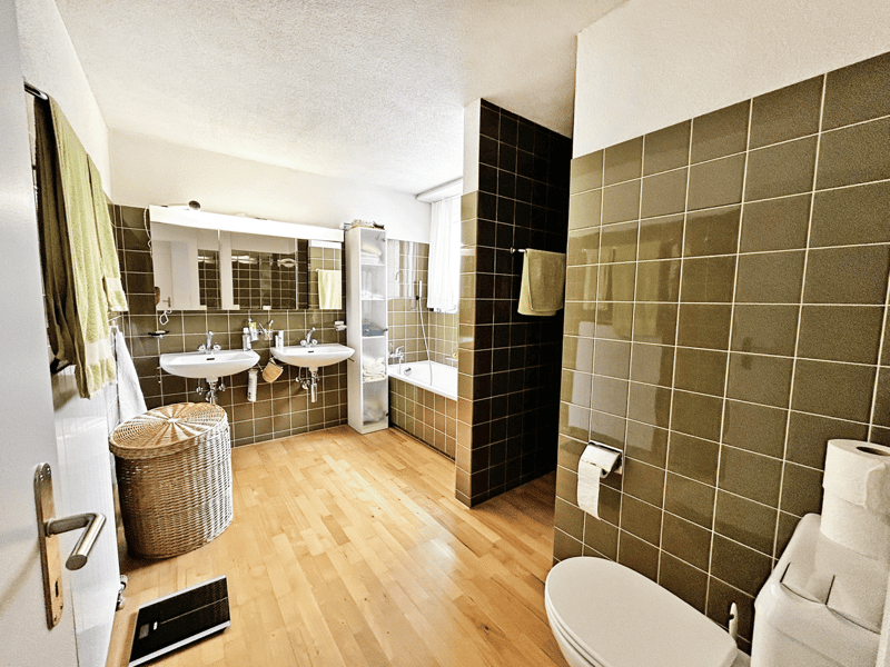 Badezimmer im OG
