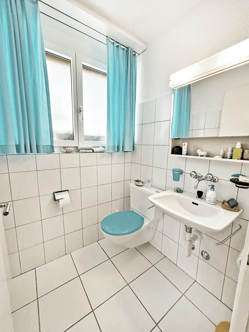 Tages-WC im EG