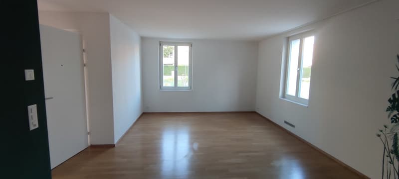 Urban 3.5-room single-family house with 1-room annex and parking space in Winterthur (8)