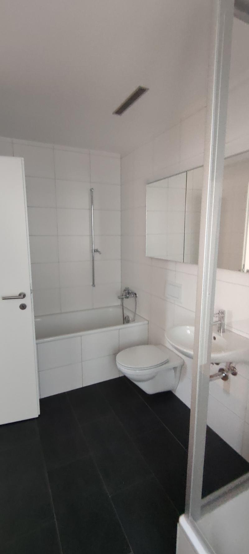 Urban 3.5-room single-family house with 1-room annex and parking space in Winterthur (15)