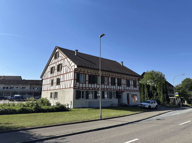 Mehrfamilienhaus mit Baulandgrundstück in der Kernzone (2)