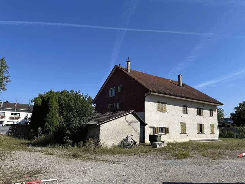Mehrfamilienhaus mit Baulandgrundstück in der Kernzone (5)
