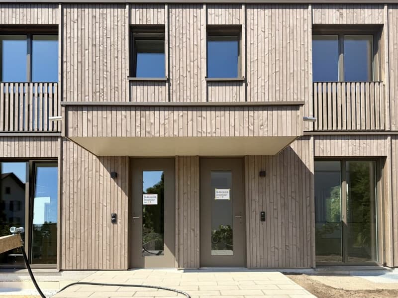 Modernes Wohnen mit Galerie, Garten und eigener Tiefgarage (Mittelhaus) (1)
