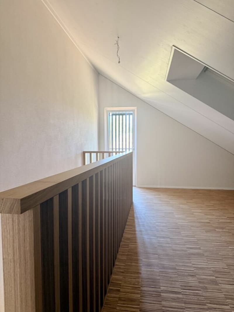 Modernes Wohnen mit Galerie, Garten und eigener Tiefgarage (Eckhaus) (7)