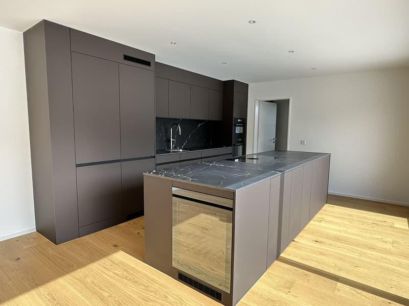 Lusso ridefinito – appartamento in mansarda con generosità e vista panoramica! (2)