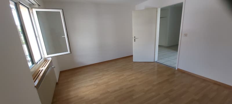Appartamento luminoso e spazioso di 3,5 locali in affitto in una zona tranquilla! (6)