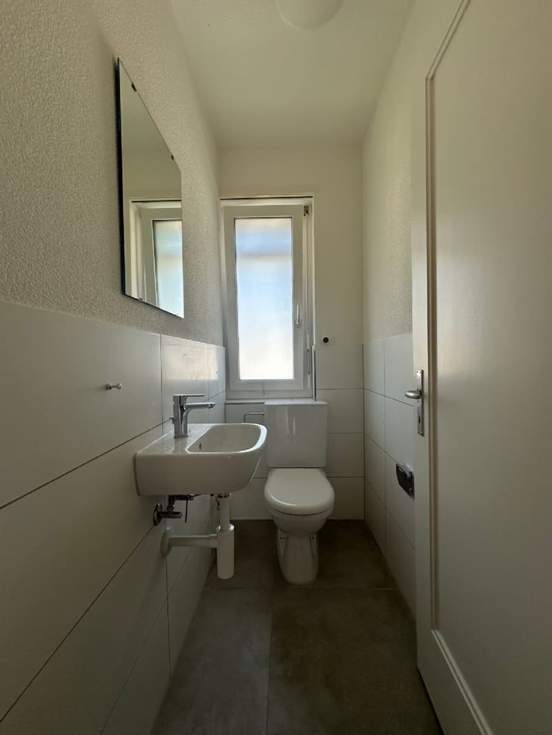 Partly renovated 3.5-room apartment for rent in a quiet and preferred location! (2)
