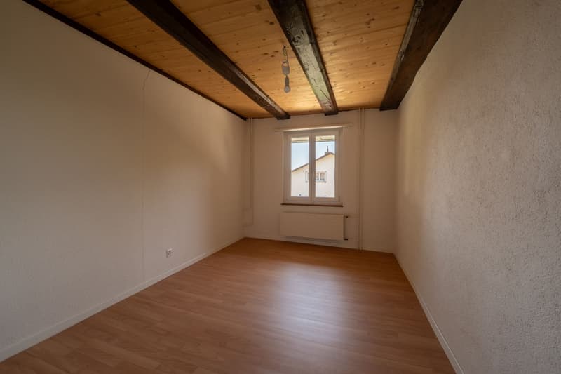 Casa colonica storica idilliaca in posizione centrale (9)