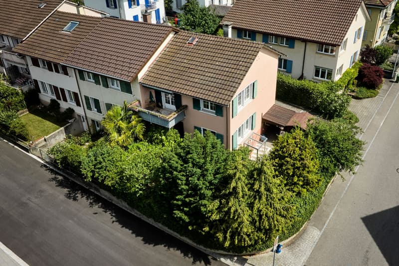 End-of-terrace house with 5.5 rooms for sale (2)