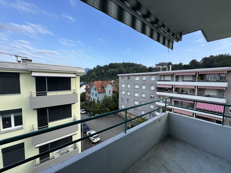 Superbe appartement pour une personne seule ou pour un navetteur près de la gare avec balcon ensoleillé ! (4)