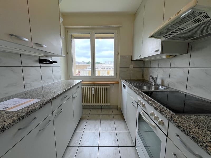 Kinderfreundliche Wohnung Nähe Einkauf und ÖV! (1)