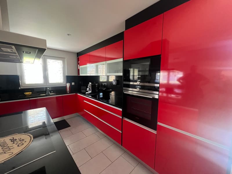Charming individual house renovated with great potential – Chénens (4)