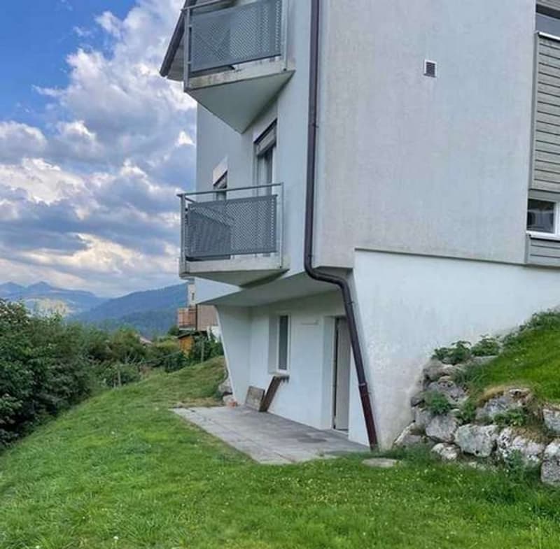 For Sale – Two individual 5.5-room villas in Plasselb (13)