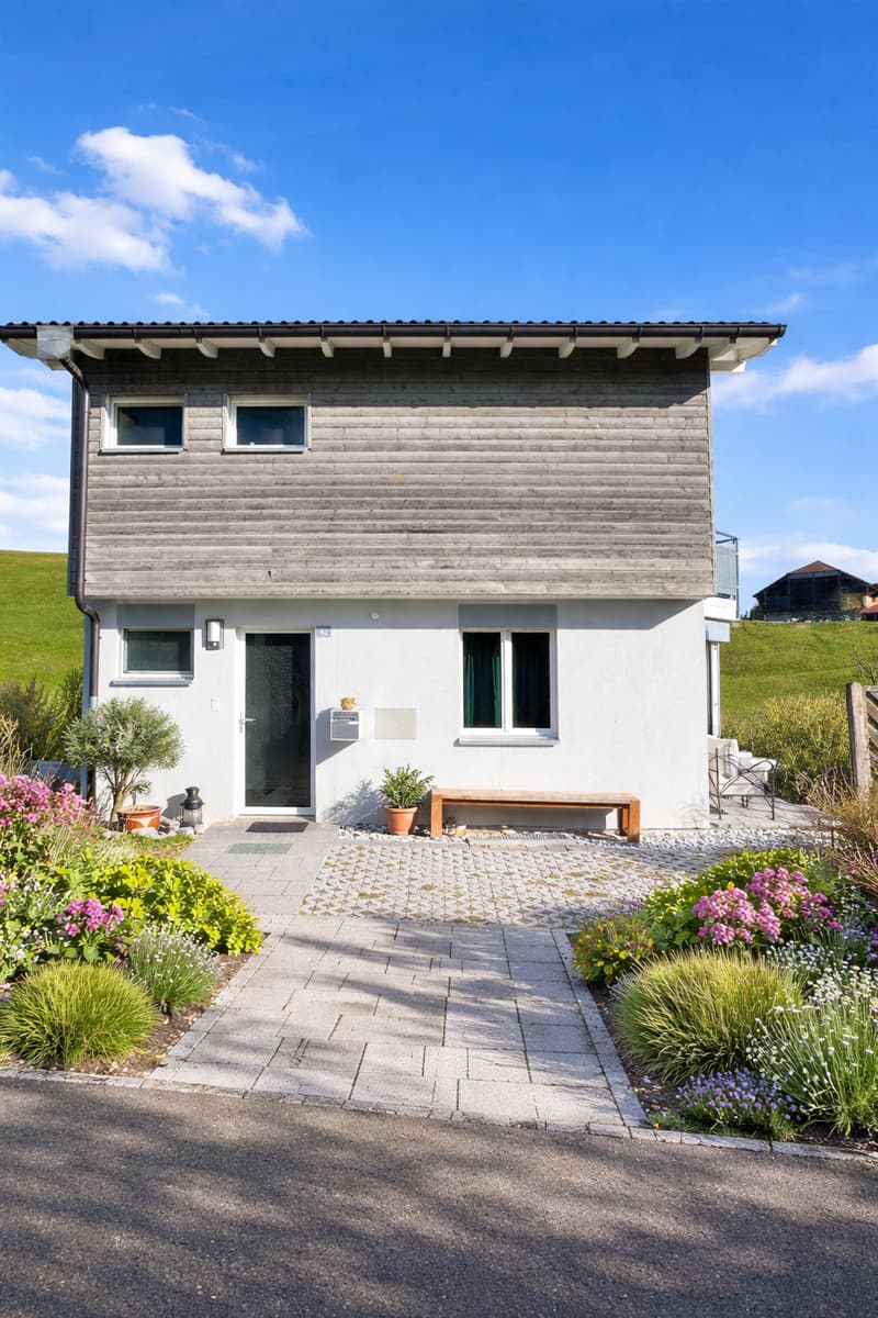 For Sale – Two individual 5.5-room villas in Plasselb (1)