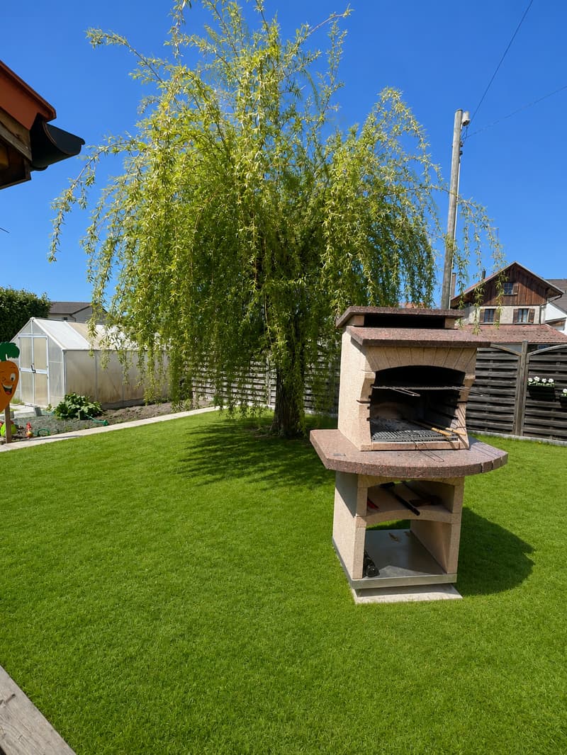 For sale – Charming renovated single-family home in Chénens (6)