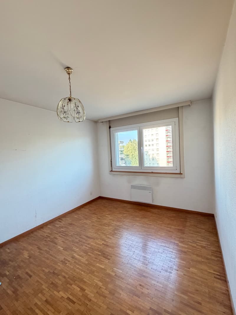 Apartment with 4.5 rooms and balcony – To be renovated according to your wishes (5)