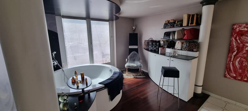 Attic apartment with covered terrace! (9)