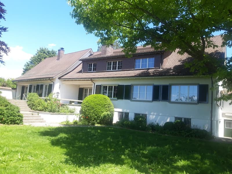 WG - 9-Zimmer-Villa mit beheiztem Pool für unkomplizierte WG (13)