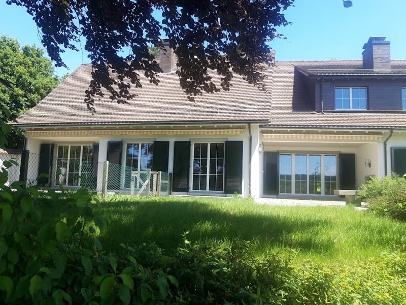 WG - 9-Zimmer-Villa mit beheiztem Pool für unkomplizierte WG (12)