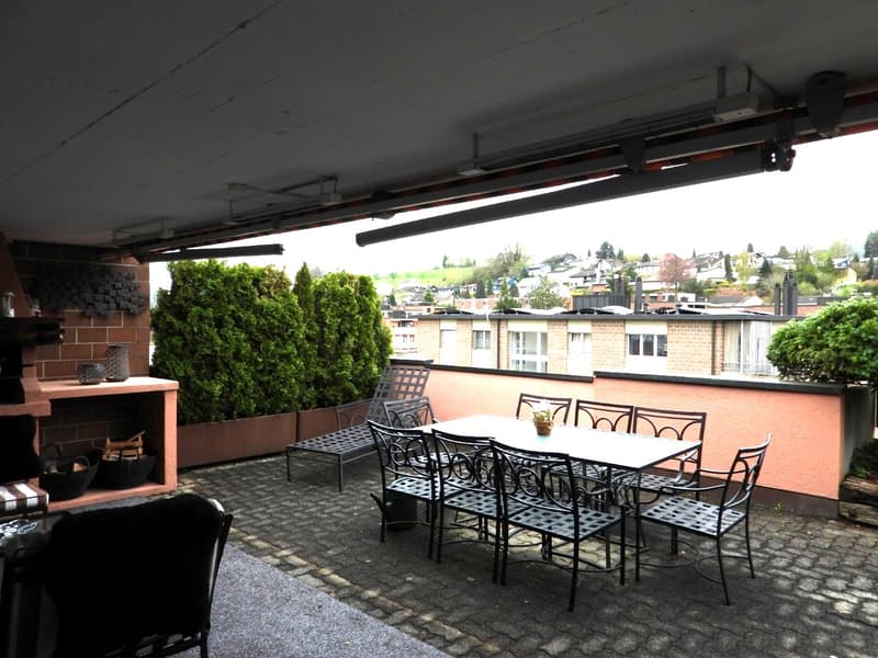 Attic apartment with covered terrace! (3)