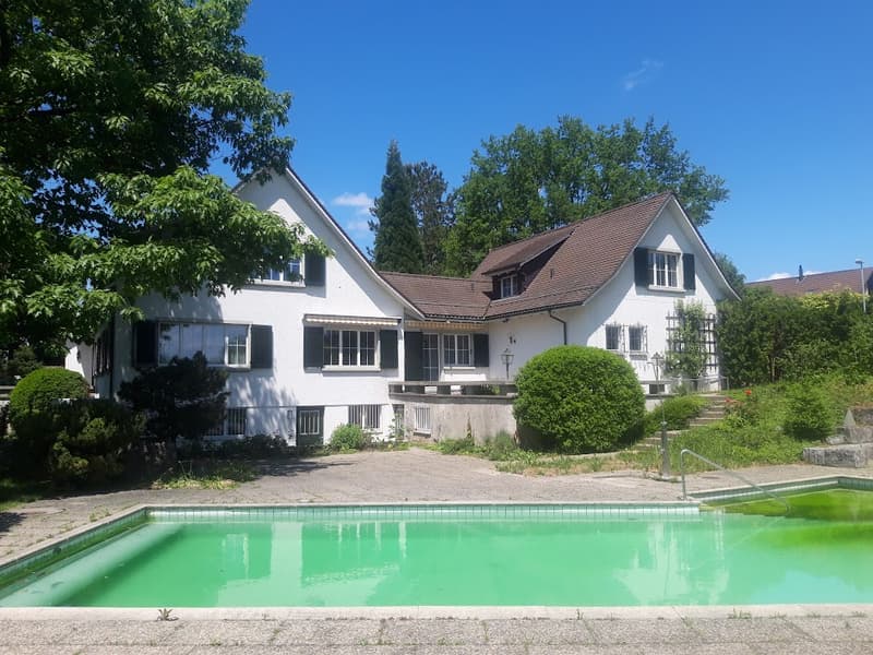 Mehr-Generationen-Villa mit viel Platz und grossem Umschwung! (3)