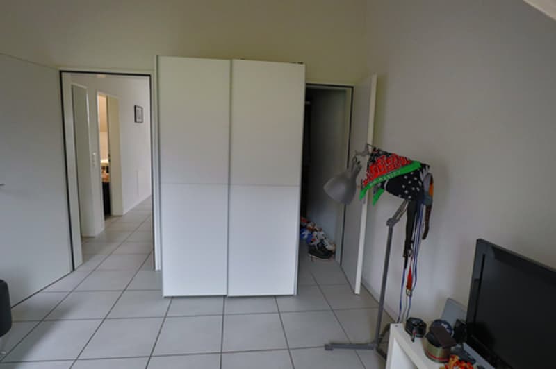 Zimmer 2 mit Reduit