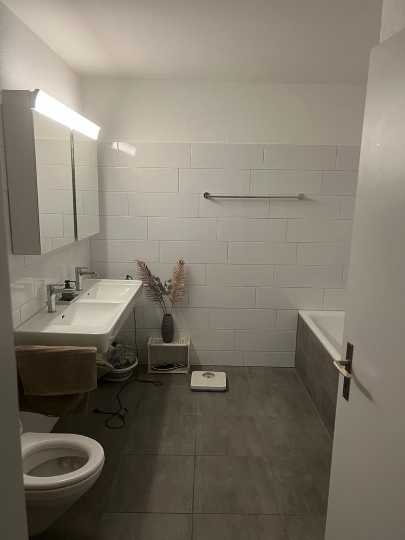Badezimmer mit Badewanne