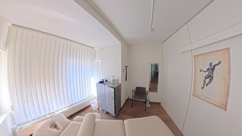 Attractive practice/commercial space in a prime location in Lucerne (4)