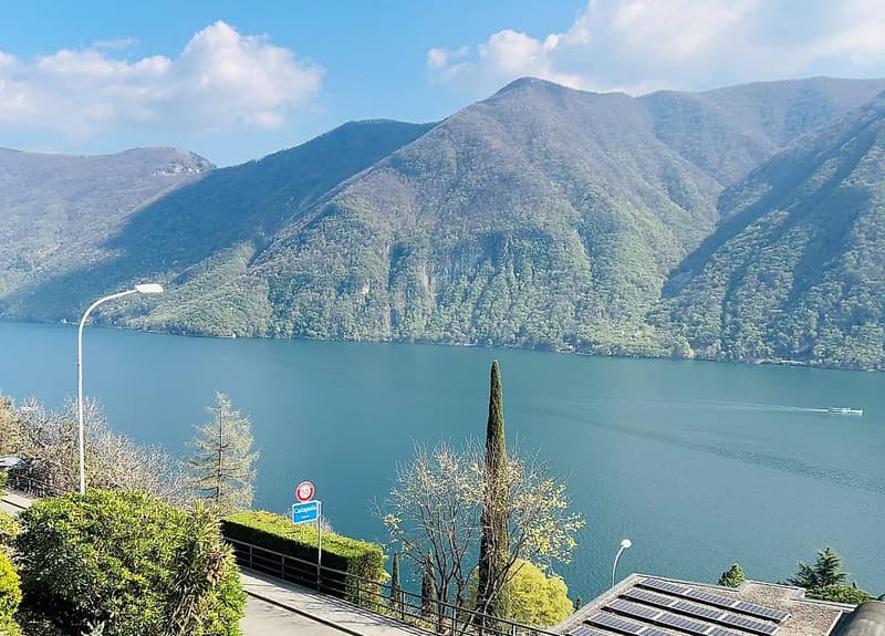CASTAGNOLA - IMPERDIBILE VISTA LAGO / EINZIGARTIGER SEEBLICK (3)
