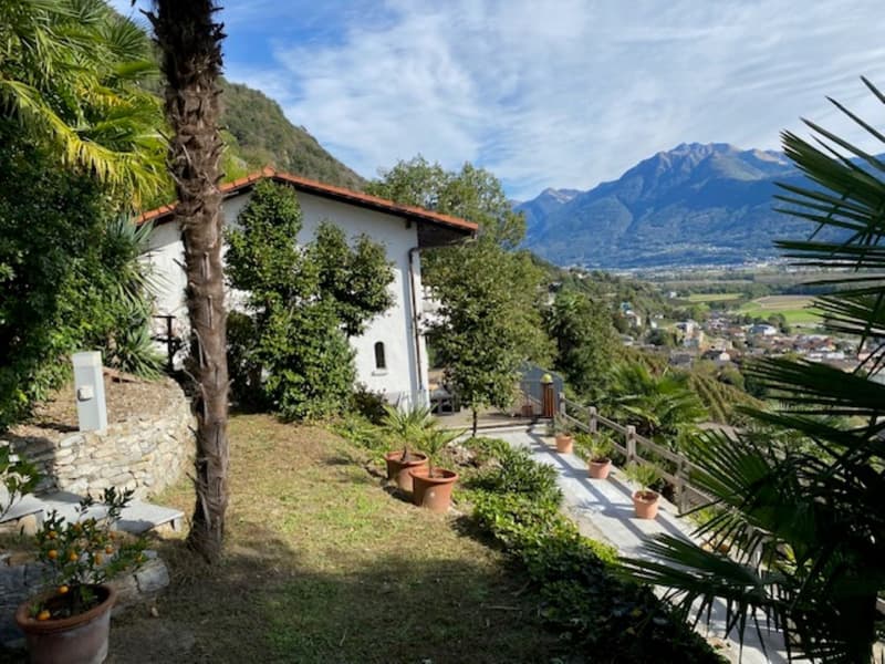 Casa indipendente in posizione sud (3)