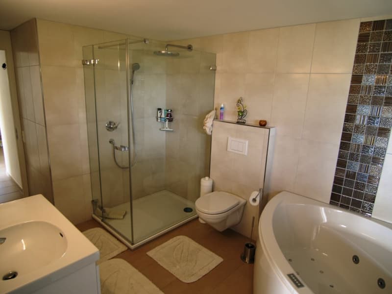 Casa unifamiliare indipendente in posizione panoramica (10)