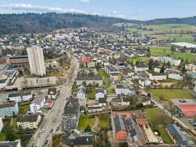 Maison de 3 familles attrayante sans trafic de passage à Regensdorf (3)