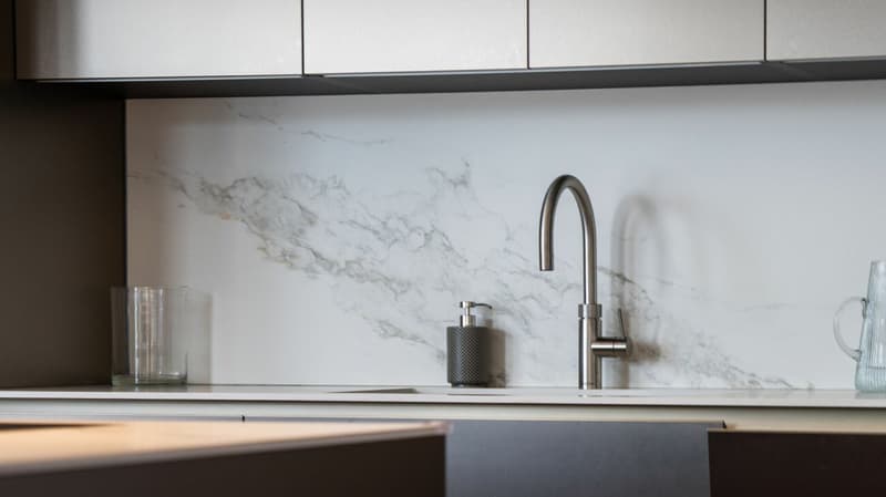 Appartement exclusif 4.5 pièces sur Goldbrunnenstrasse (11)