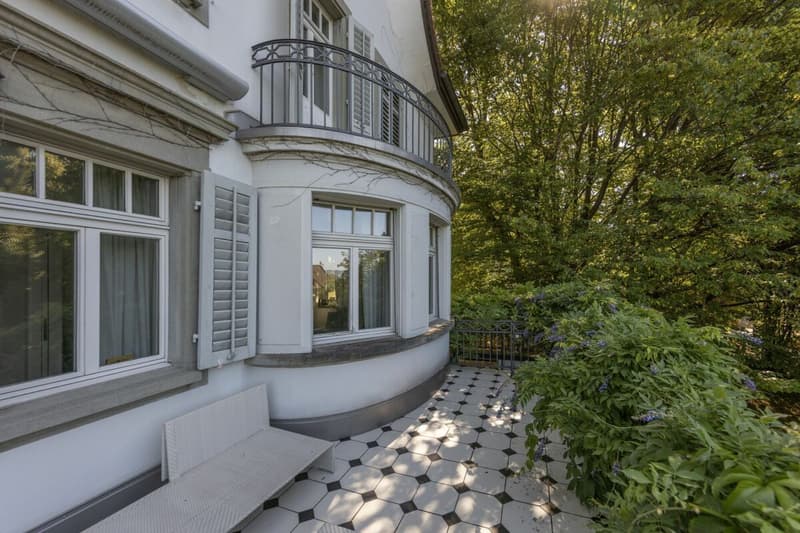 Exclusive City Villa (9.5 rooms) in a sought-after location in Zurich (7)