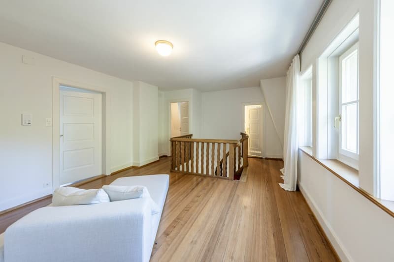 Exclusive City Villa (9.5 rooms) in a sought-after location in Zurich (5)