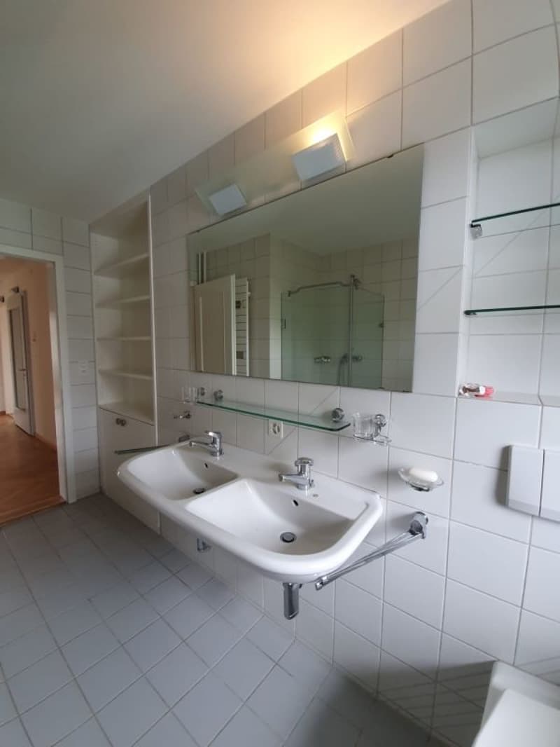 Gemütliche 5.5-Zimmer-Wohnung in Seebach (9)