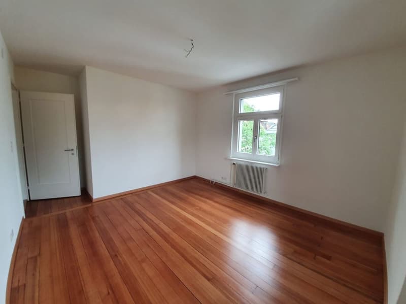 Gemütliche 5.5-Zimmer-Wohnung in Seebach (3)