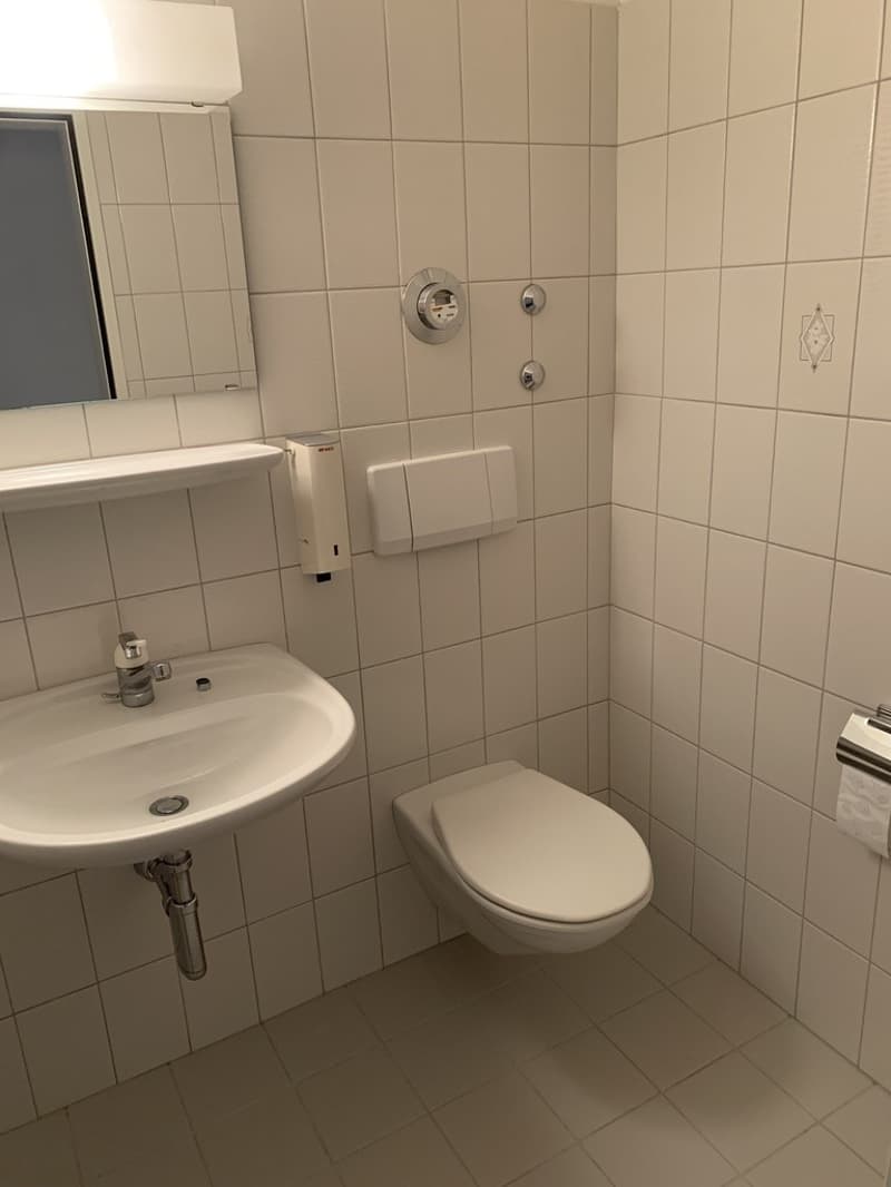 Your new office space is ready for occupancy! (4)
