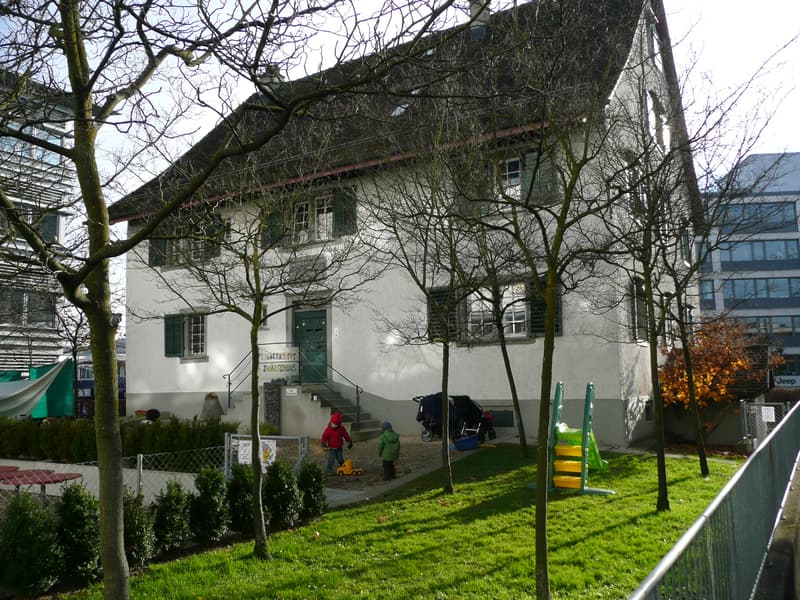 Freie Einstellplätze in Zürich! (2)