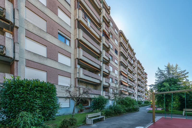 Places de parc intérieures pour véhicule électrique (3)