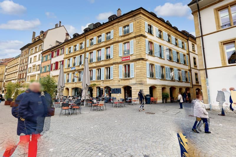 Surface bureau entièrement rénovée au coeur de Neuchâtel (1)