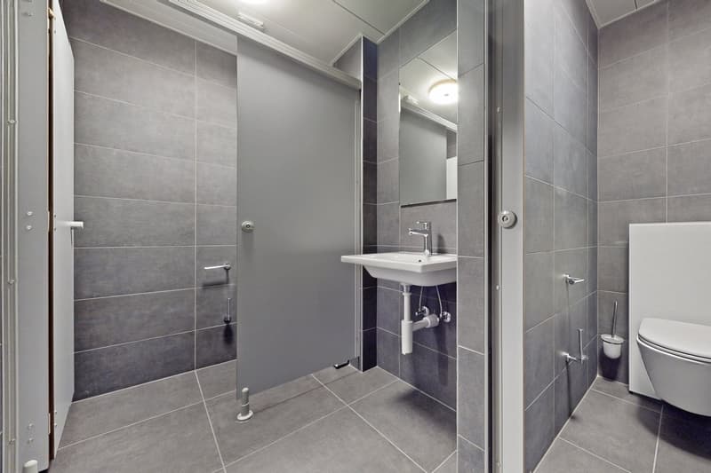 Surface bureau entièrement rénovée au coeur de Neuchâtel (8)