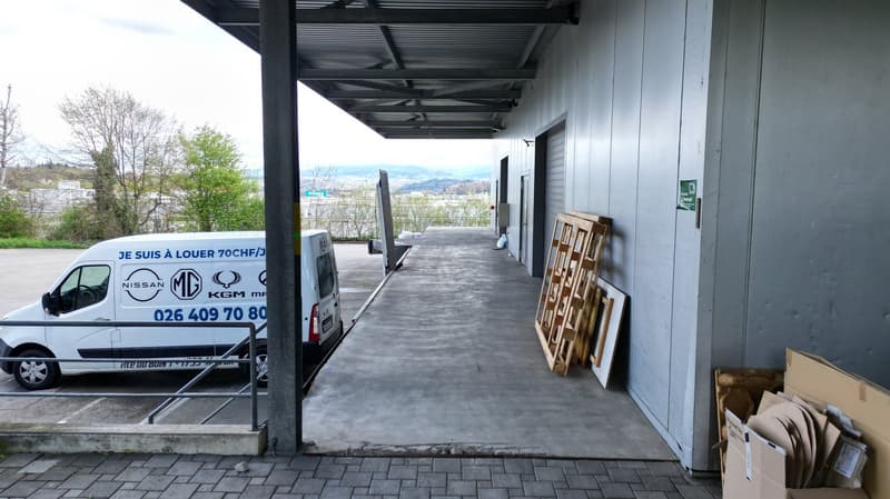 Your future sign in the heart of Avry! (3)