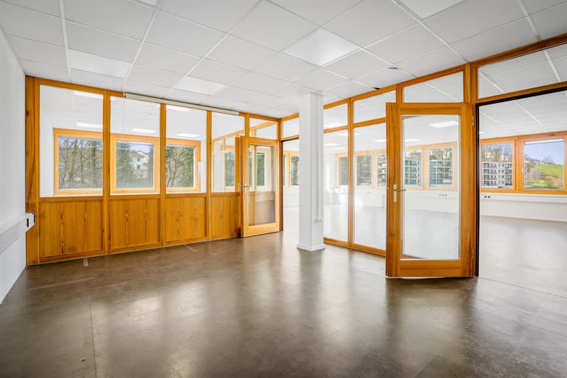 Helle Büro-/Praxisräumlichkeiten (5)