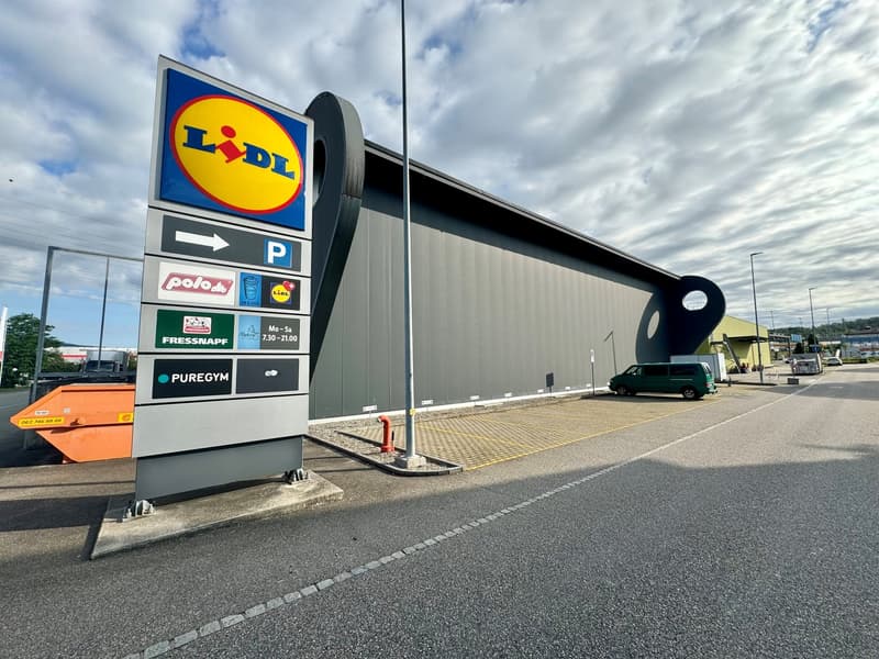 My new warehouse in Oftringen Retail Park (2)