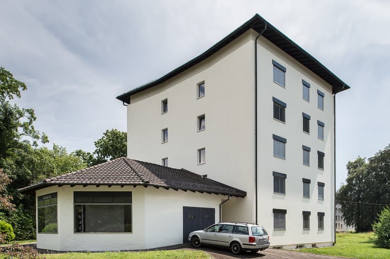 Mietzinsfrei die ersten 2 Monate - Grosszügiger Gewerberaum (1)