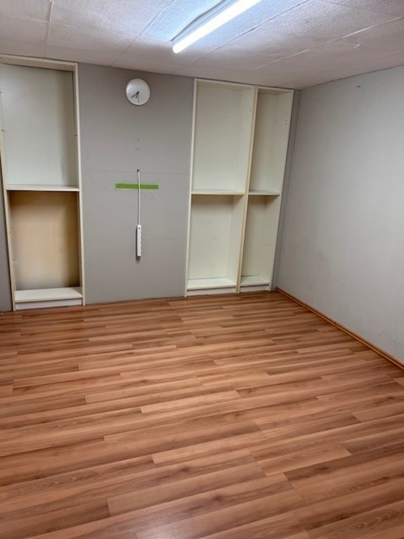 Mietzinsfrei die ersten 2 Monate - Grosszügiger Gewerberaum (7)