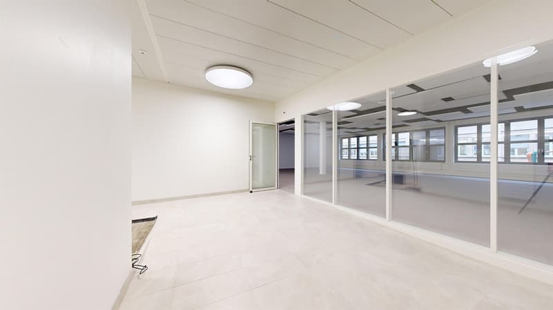 Occasione! I vostri futuri uffici a Saint-François (6)