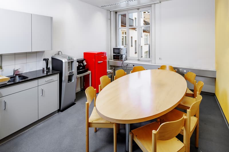 Travailler dans un emplacement idéal - espace de bureau à la gare principale de St-Gall (5)